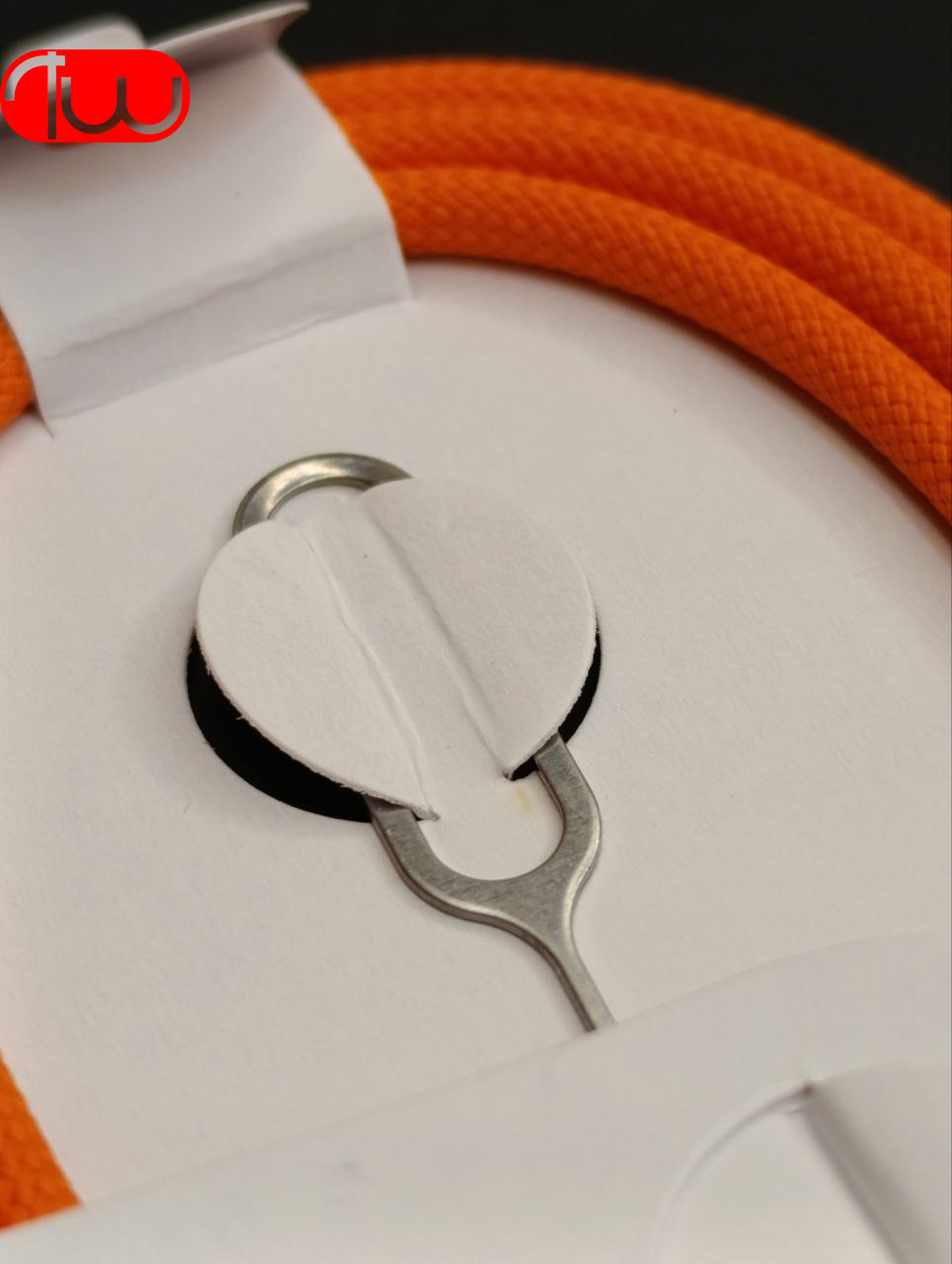 کابل شارژ اورجینال آیفون16  و 17 پکدار