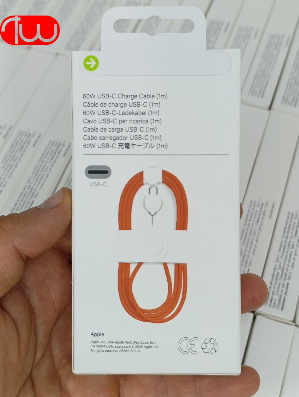 کابل شارژ اورجینال آیفون16  و 17 پکدار